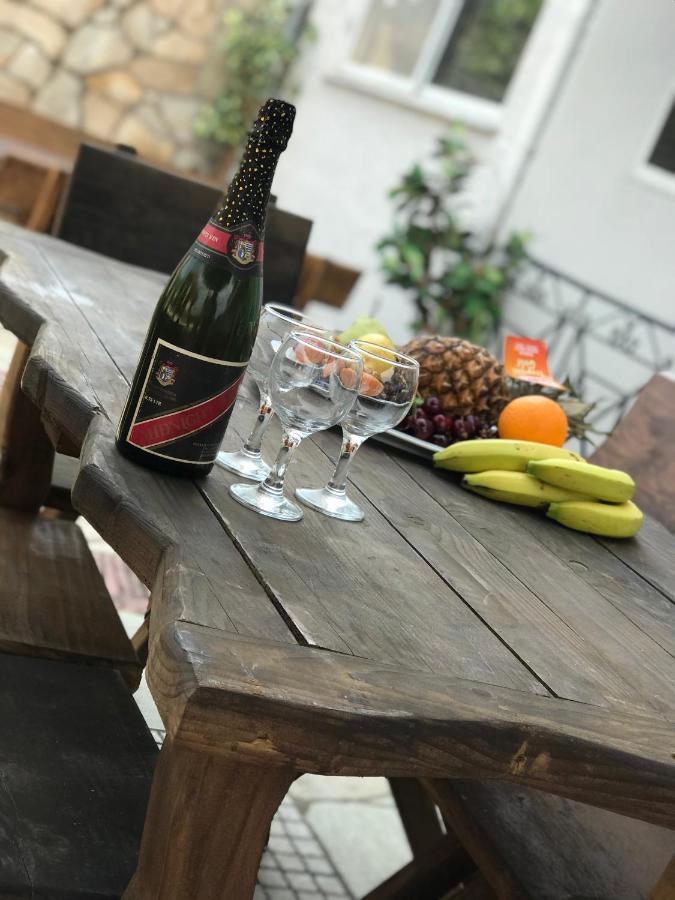 أسبروبالتا Rena Apartments المظهر الخارجي الصورة