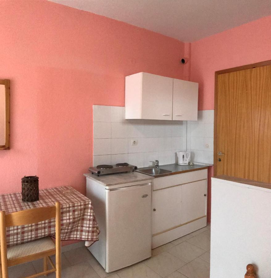 أسبروبالتا Rena Apartments المظهر الخارجي الصورة